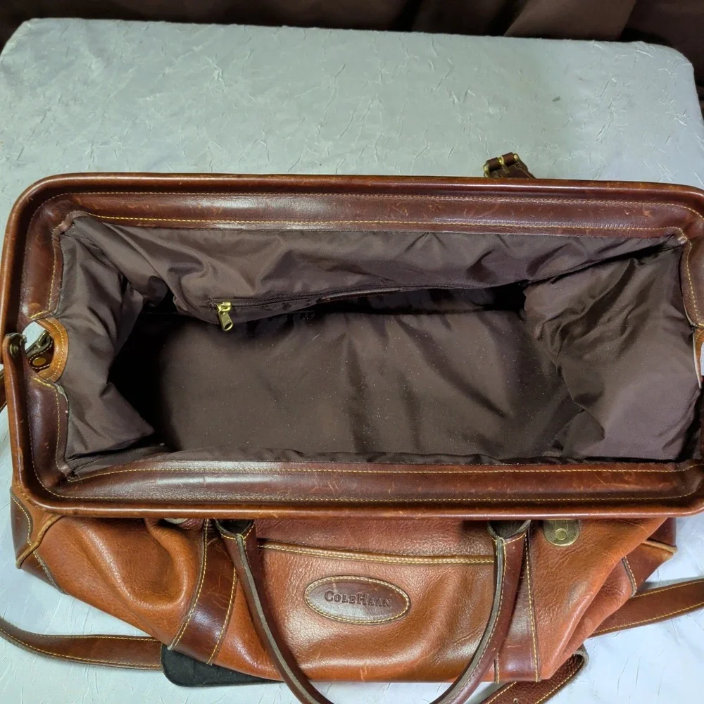 Cole Haan VINTAGE DARK Brown Leather Duffle Weekend Doctors Travel Bag Mens RARE